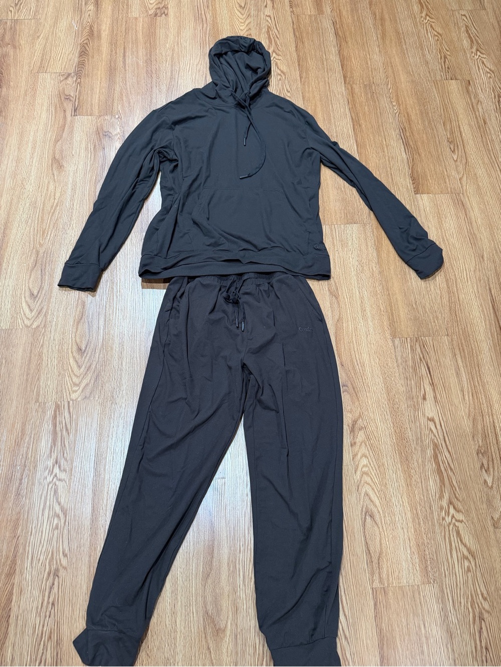 NWOT Comfrt Brown Hoodie and Jogger Set